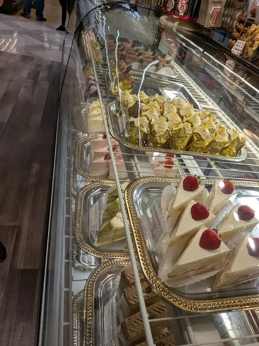 Pastry House Hippo Picture 10