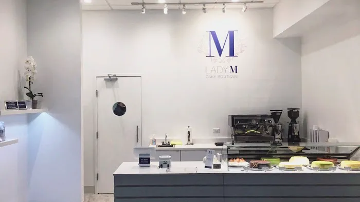 Lady M Cake Boutique - Chicago Picture 8