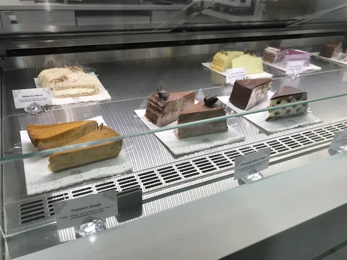 Lady M Cake Boutique - Chicago Picture 6