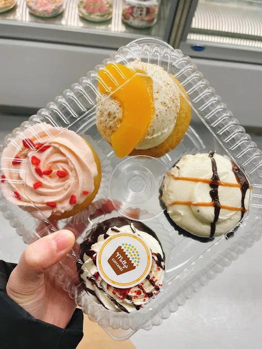 Molly’s Cupcakes Picture 6