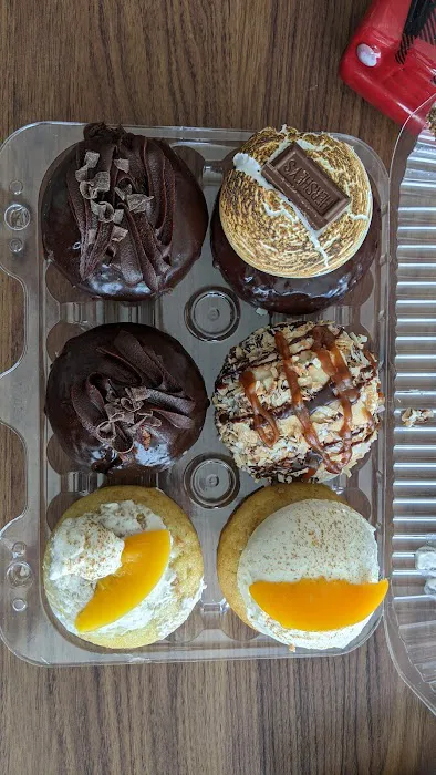 Molly’s Cupcakes Picture 5