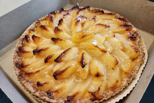 St Roger Abbey French Organic Pâtisserie