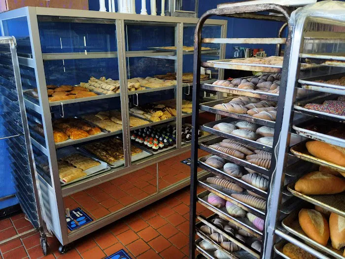 La Florencia Bakery Picture 10