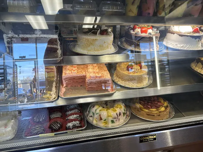 La Florencia Bakery Picture 8