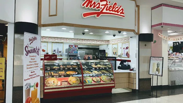 Mrs. Fields Picture 2