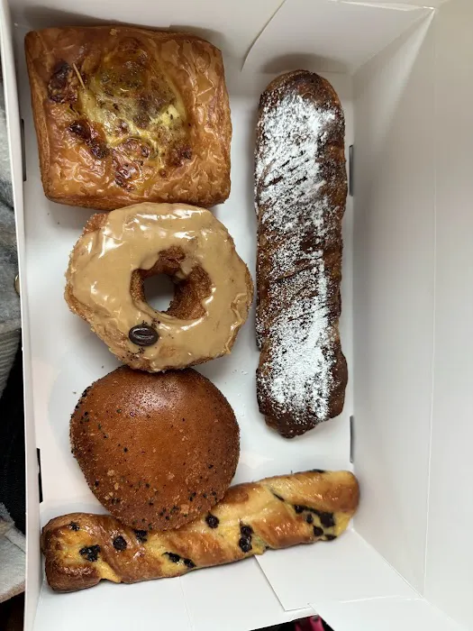 Paris Baguette Picture 1
