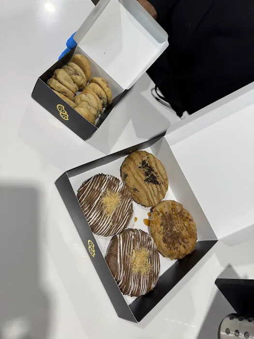 Crave Cookies - Lombard Picture 6