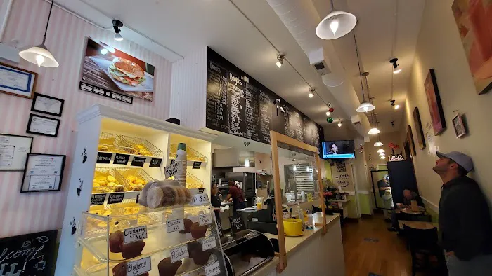 County Farm Bagels of Wheaton Picture 10