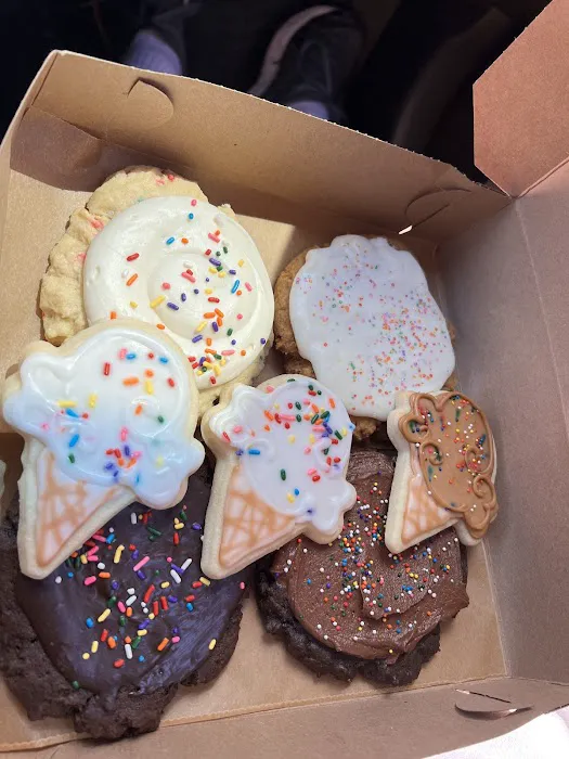Polka Dot Bakery Picture 7