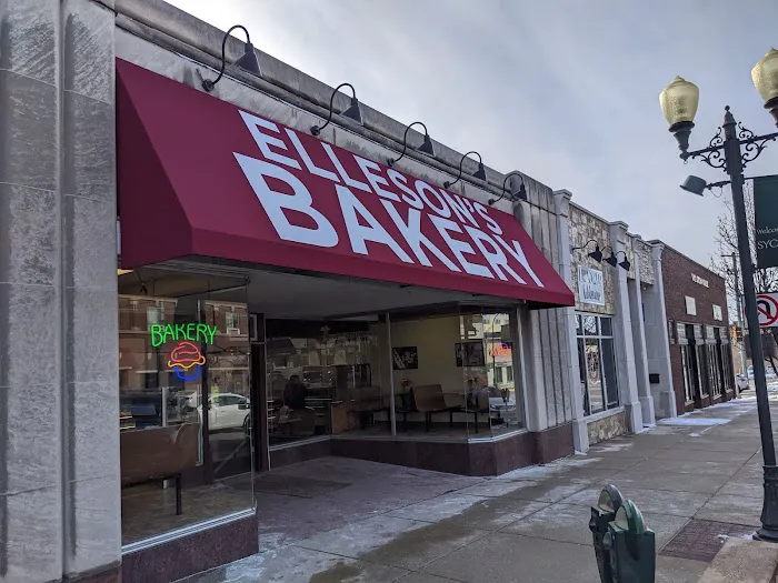 Elleson's Bakery Picture 6