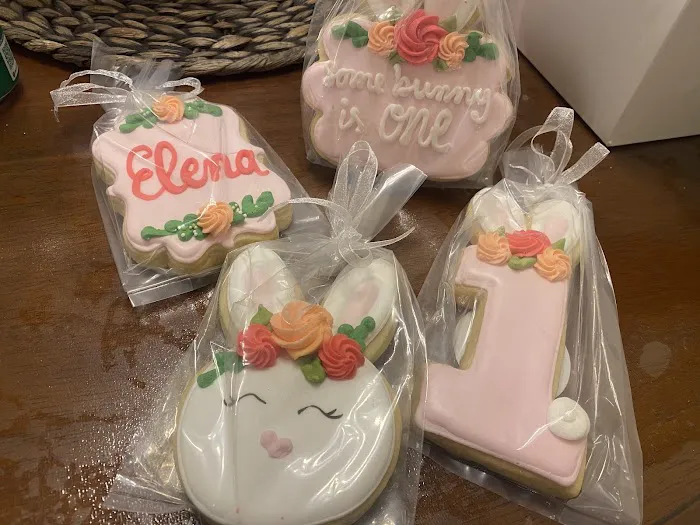 Delish Cakes Picture 9