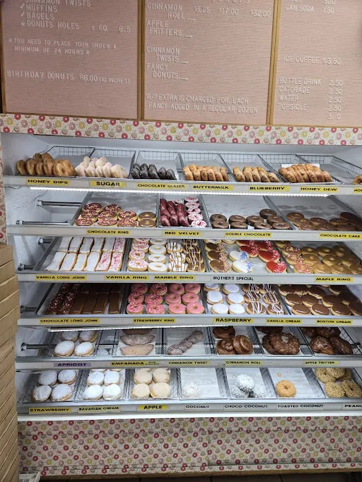 John's Donut Shop Picture 4