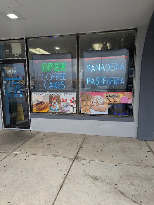 La Mexicana Bakery Picture 5