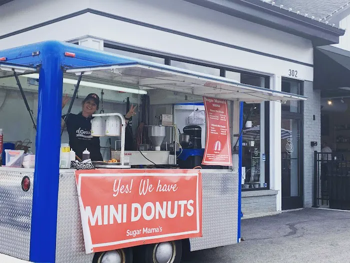 Sugar Mama's Mini Donuts Picture 9