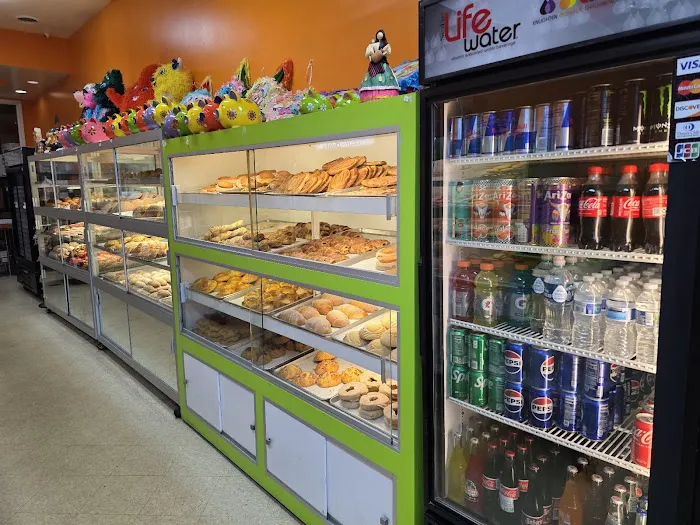 La Esperanza Bakery Picture 9