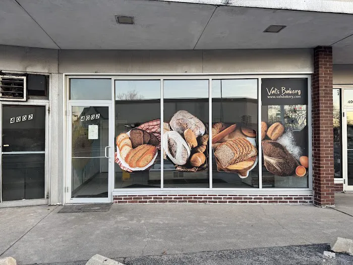 Val's Bakery Picture 3