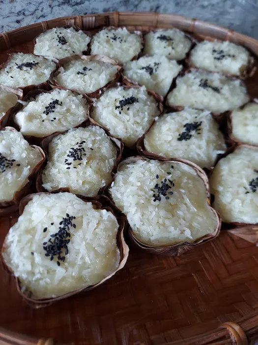 Nayon Evanston - Filipino Catering of Evanston Picture 6