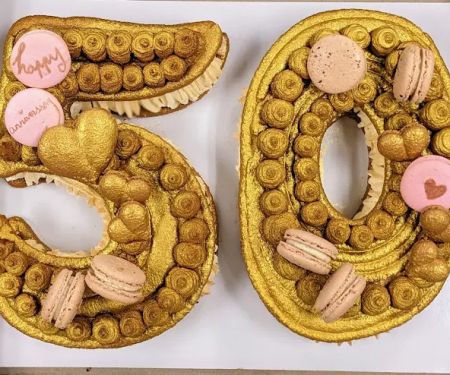 LeilaLove Patisserie Macarons shop