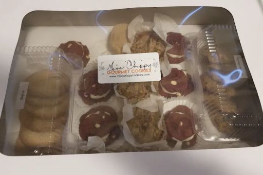 MISS CHIPPY GOURMET COOKIES