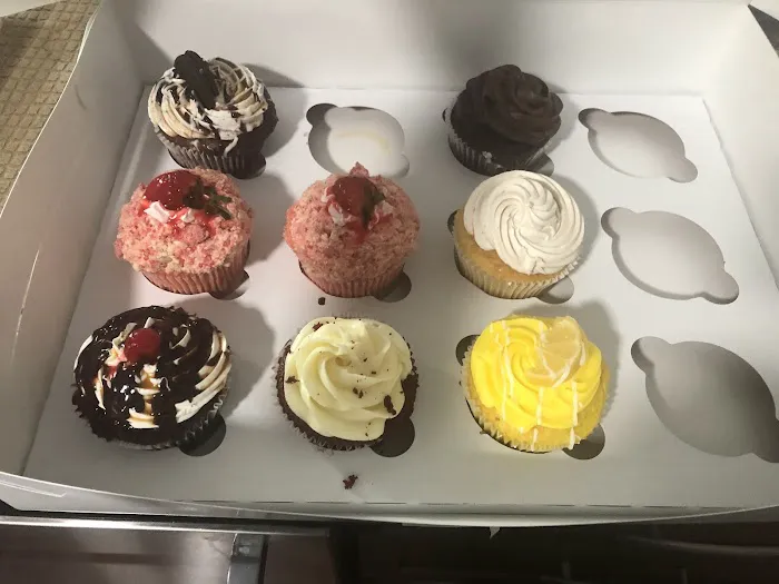 Dulce By Dori Bakery & Sweet Shop Picture 7