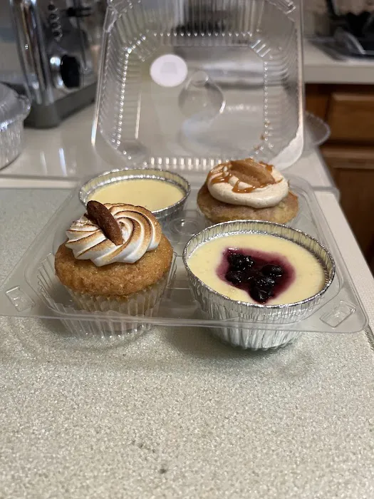 Molly’s Cupcakes OakBrook Picture 7