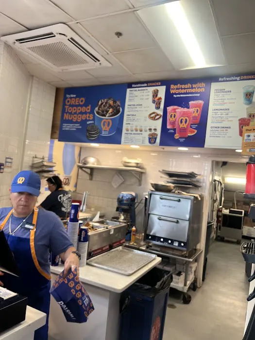 Auntie Anne's Picture 9