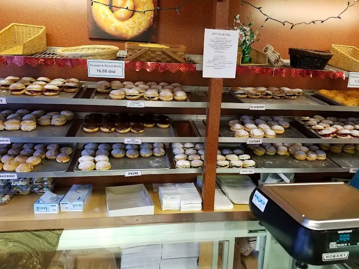 Lilac Bakery Picture 2