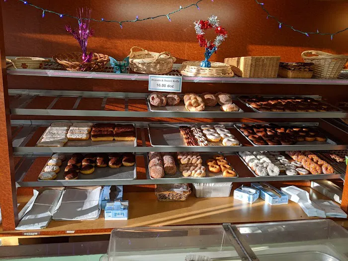 Lilac Bakery Picture 7