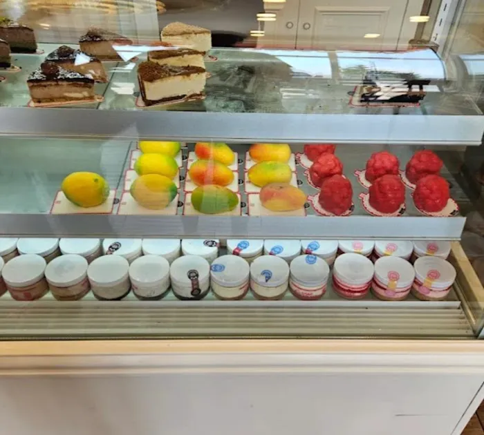 CAKE N' BAKE Picture 4