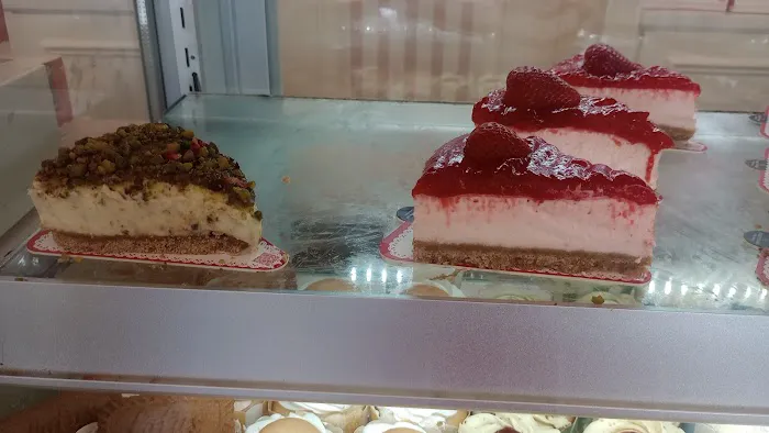 CAKE N' BAKE Picture 9
