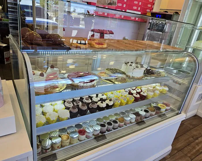 CAKE N' BAKE Picture 7