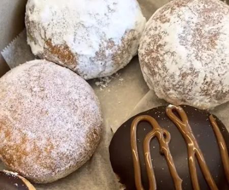 Lala's Bagels