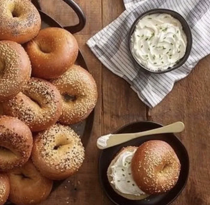 Lala's Bagels Picture 10