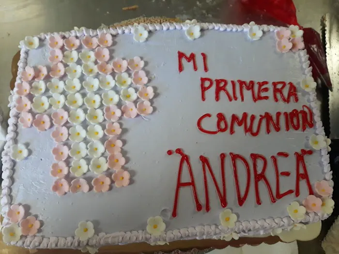 Tus Amigos Panaderia y Dulceria Picture 8