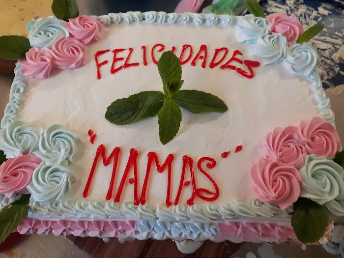 Tus Amigos Panaderia y Dulceria Picture 7