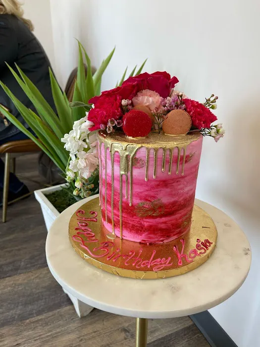 Hanna's Bakery & Dessert Shop Picture 10
