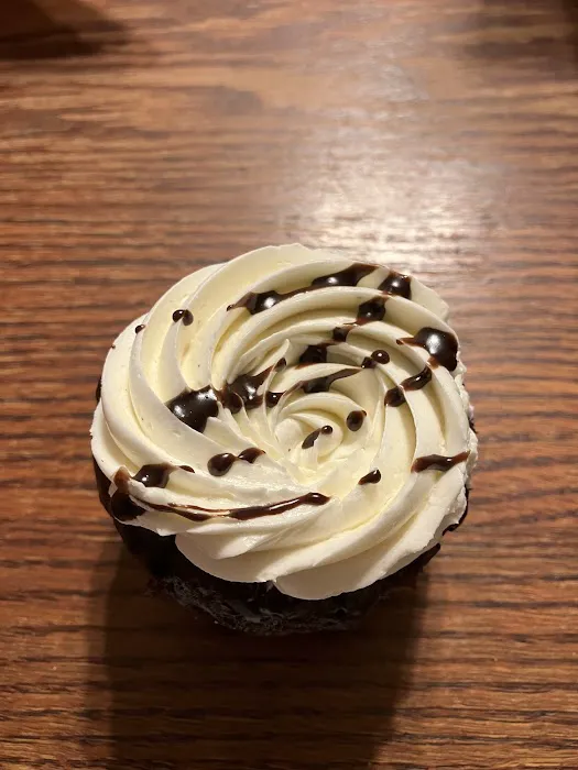 Molly's Cupcakes Picture 8