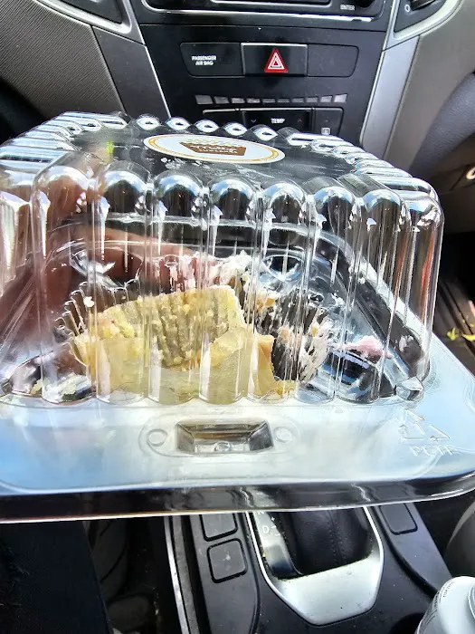 Molly's Cupcakes Picture 3