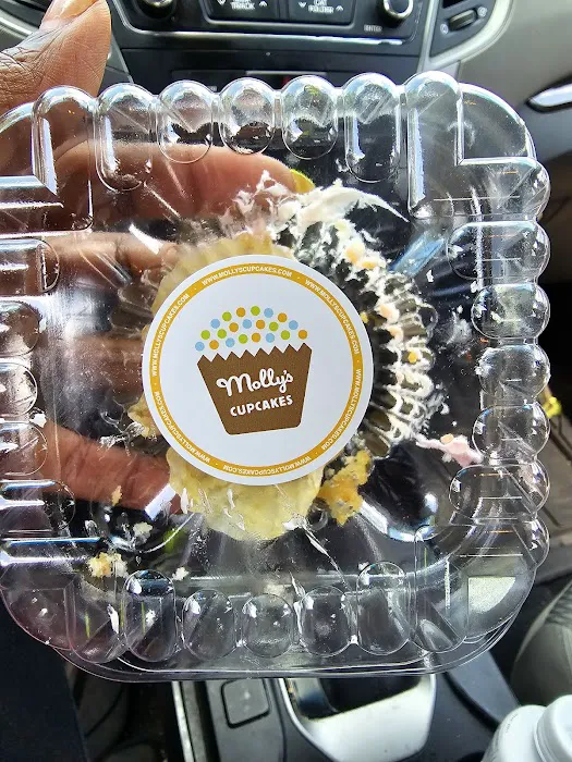 Molly's Cupcakes Picture 4