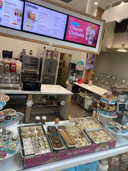 Cinnabon Picture 8