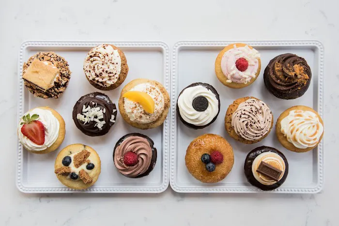 Molly's Cupcakes Picture 1