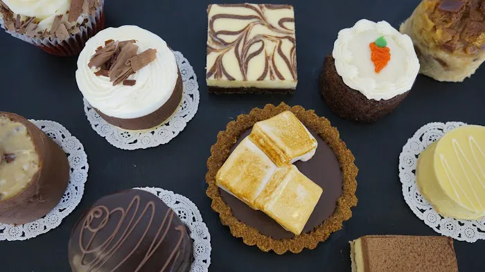 JR Dessert Bakery Picture 9