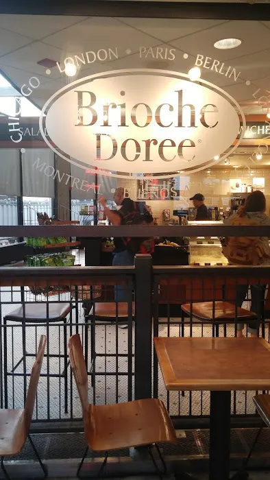 Brioche Doree Picture 6