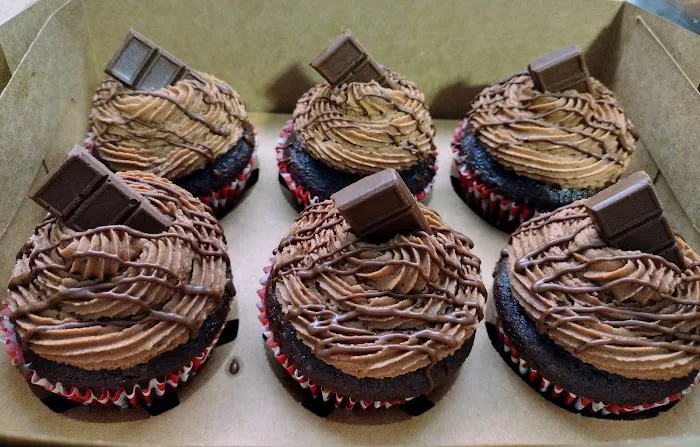 Cici's Sweets Picture 7