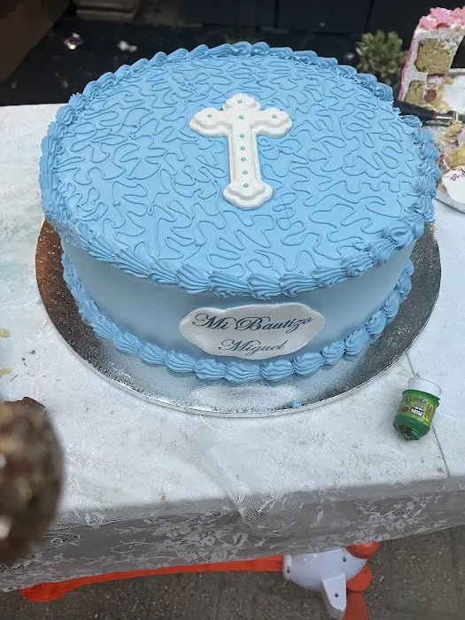 Elsa's Bakery Picture 7