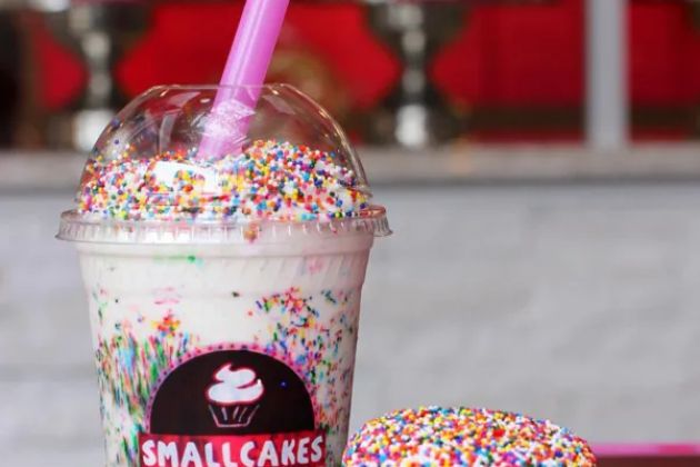 Smallcakes: A Cupcakery and Creamery of Elmhurst