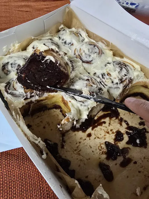 Cinnabon Picture 7