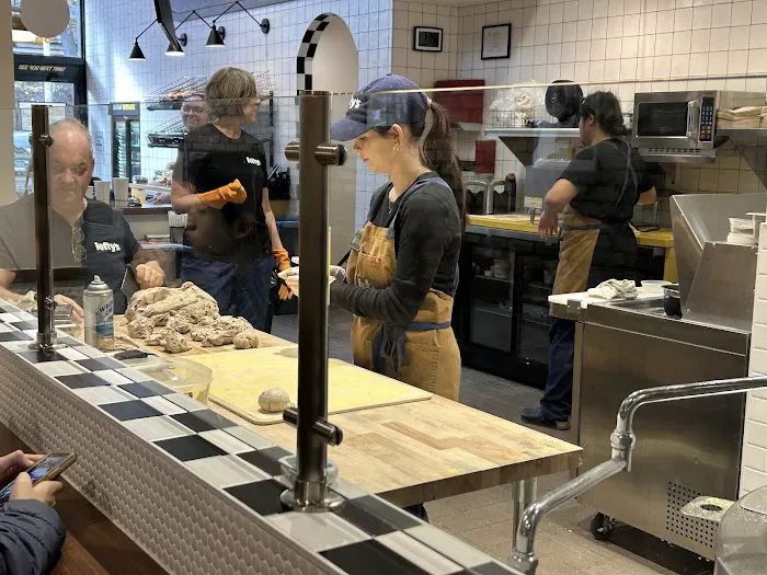 Lefty's Righteous Bagels Picture 10