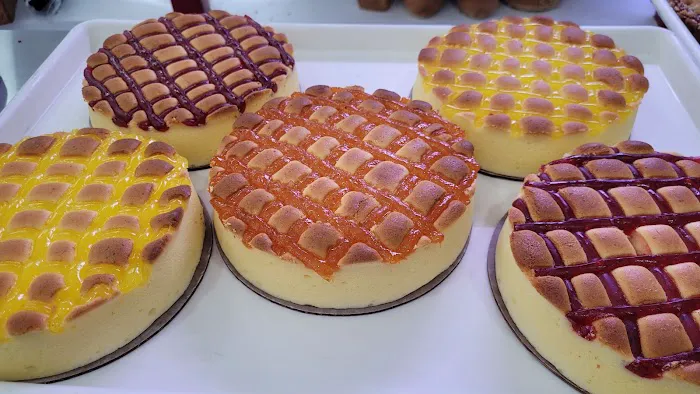 Ideal Bakery Picture 3
