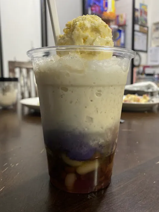 Red Ribbon Bakeshop Picture 6